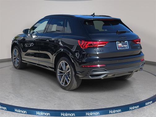 2025 Audi Q3 Premium 45 TFSI S line quattro Tiptronic