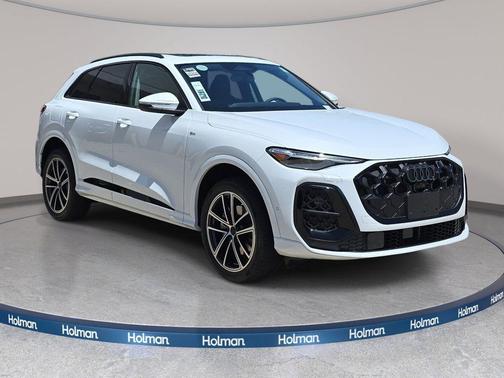 Glacier White Metallic 2026 Audi Q5 Premium Plus TFSI quattro S tronic
