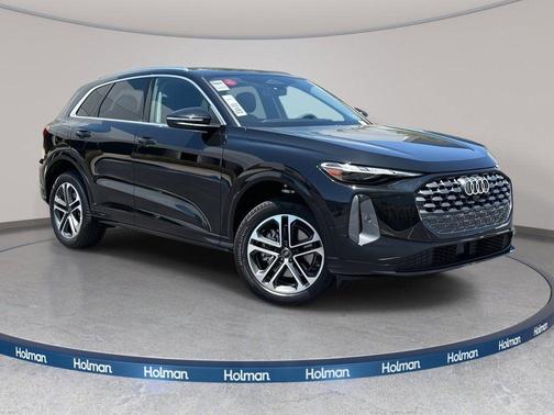 2025 Audi Q5 Premium TFSI quattro S tronic