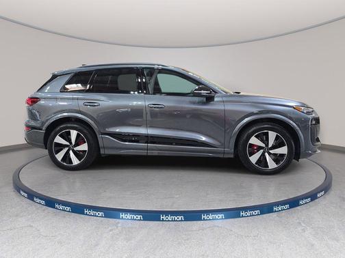 2025 Audi SQ6 e-tron Premium Plus quattro