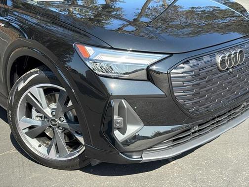 2025 Audi Q4 e-tron Premium Plus 55 quattro