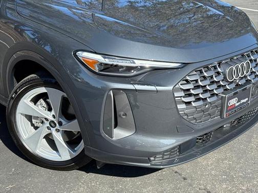 2025 Audi Q5 Premium Plus