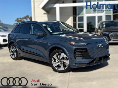2025 Audi Q6 e-tron Premium Plus quattro