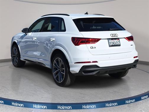 2025 Audi Q3 Premium 45 TFSI S line quattro Tiptronic