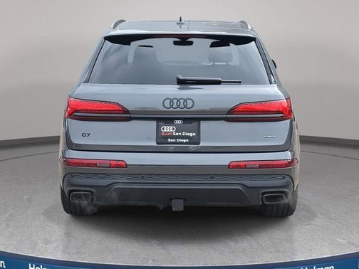 2026 Audi Q7 55 Premium Plus