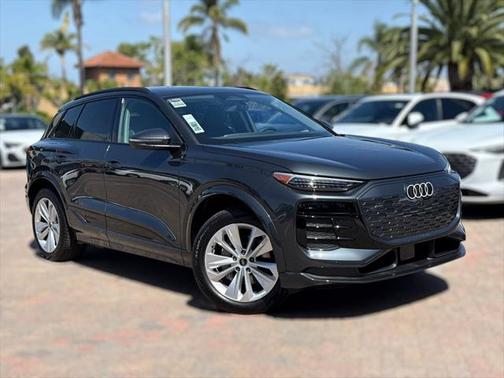 2025 Audi Q6 e-tron Premium Plus