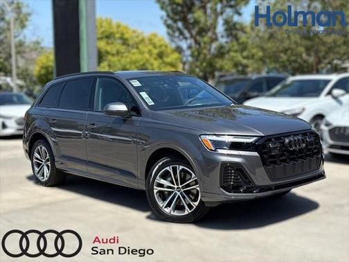2025 Audi Q7 45 Premium Plus