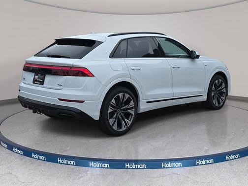 2026 Audi Q8 55 Premium Plus