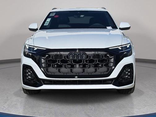 Glacier White Metallic 2026 Audi Q8 55 Premium Plus