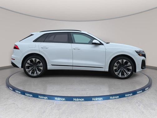 2026 Audi Q8 55 Premium Plus