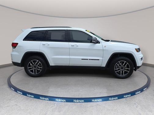 Bright White Clearcoat 2021 Jeep Grand Cherokee Trailhawk