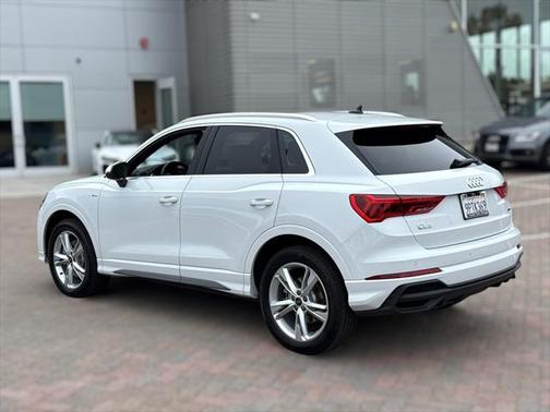 2024 Audi Q3 45 S line Premium Plus
