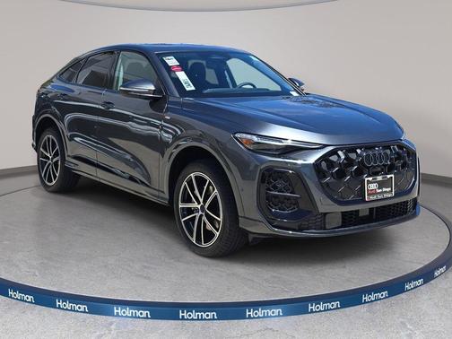 Daytona Gray Pearl Effect 2026 Audi Q5 Sportback Premium Plus TFSI quattro S tronic