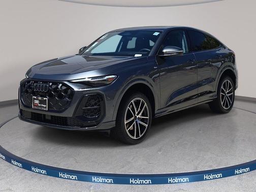 Daytona Gray Pearl Effect 2026 Audi Q5 Sportback Premium Plus TFSI quattro S tronic