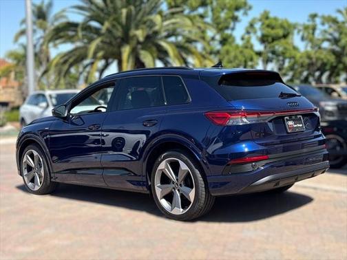 2025 Audi Q4 e-tron Premium Plus 55 quattro