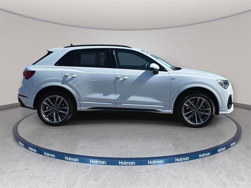 2024 Audi Q3 Premium 45 TFSI S line quattro Tiptronic
