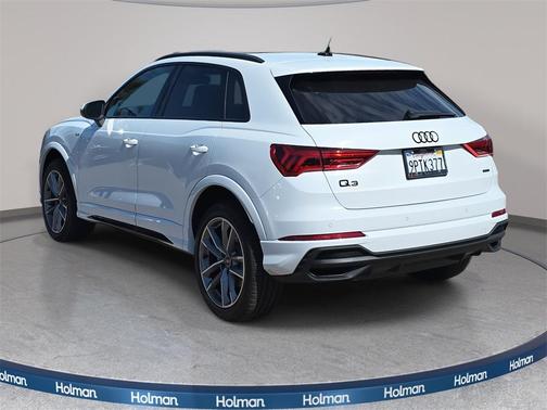 2024 Audi Q3 Premium 45 TFSI S line quattro Tiptronic