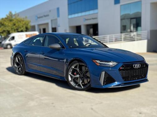 2025 Audi RS 7 4.0T Performance