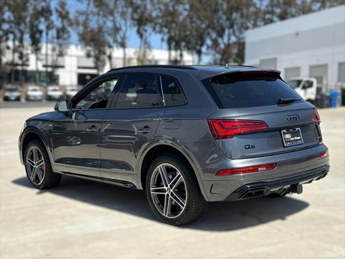 2025 Audi Q5 55 S line Premium Plus