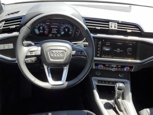 2024 Audi Q3 Premium 45 TFSI S line quattro Tiptronic