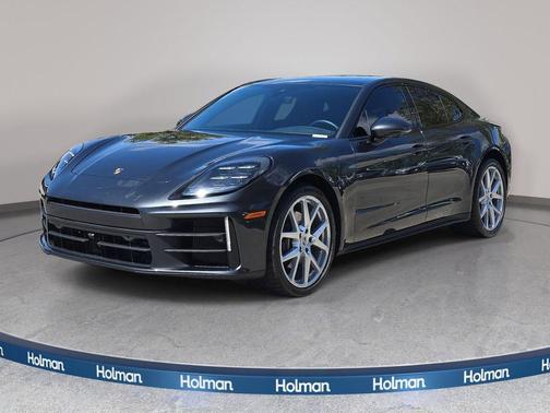 Volcano Grey Metallic 2025 Porsche Panamera Base