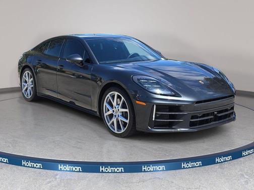 Volcano Grey Metallic 2025 Porsche Panamera Base