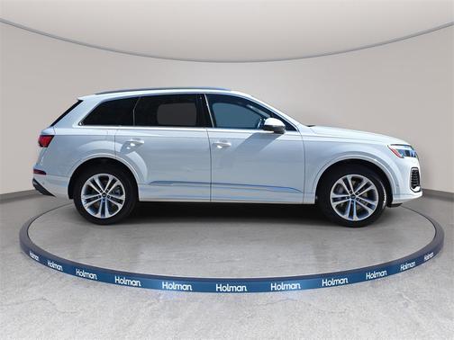 2025 Audi Q7 55 Premium Plus
