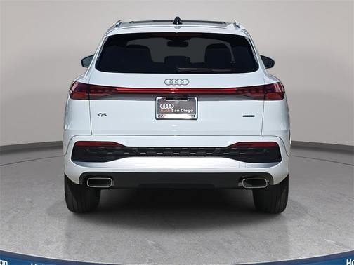 2025 Audi Q5 Premium TFSI quattro S tronic