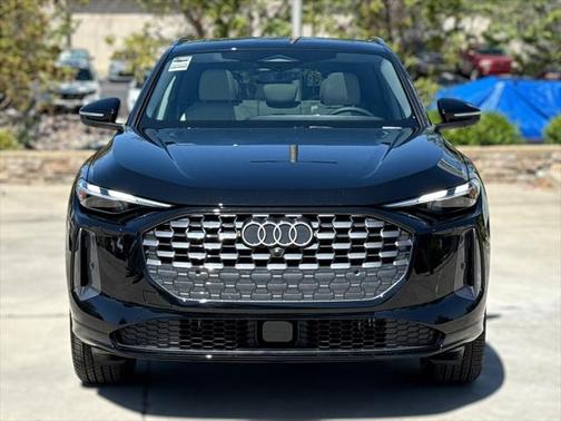 2025 Audi Q5 Premium