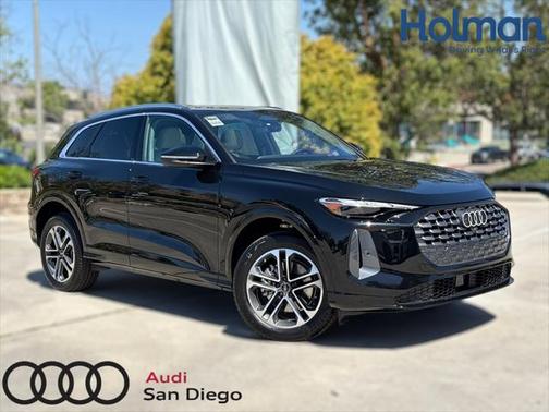 2025 Audi Q5 Premium