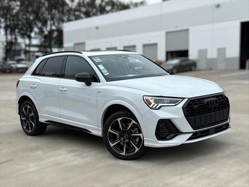 2025 Audi Q3 45 S line Premium Plus