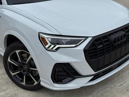2025 Audi Q3 45 S line Premium Plus