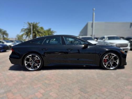 2025 Audi RS 7 4.0T Performance
