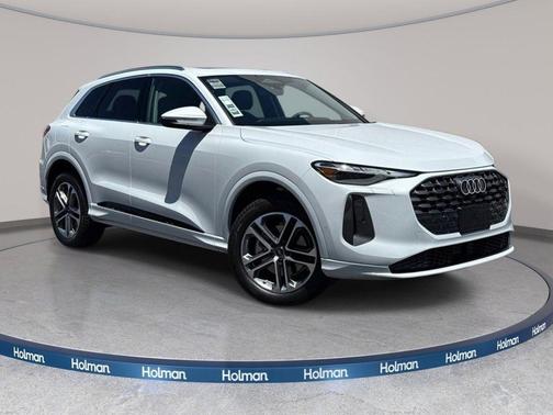 2025 Audi Q5 Premium TFSI quattro S tronic