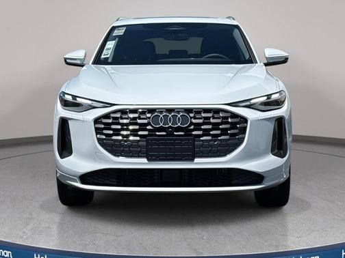 2025 Audi Q5 Premium TFSI quattro S tronic