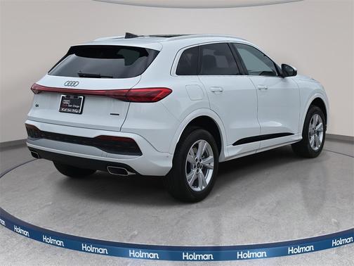 2025 Audi Q5 Premium