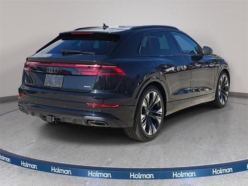 2025 Audi Q8 55 Premium Plus