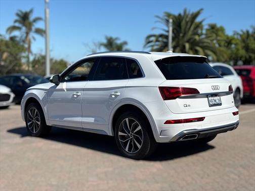 2022 Audi Q5 45 S line Premium Plus
