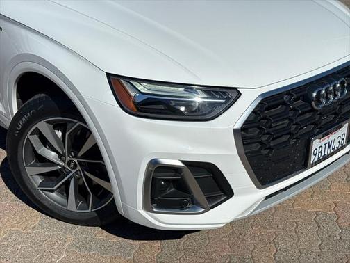 2022 Audi Q5 45 S line Premium Plus