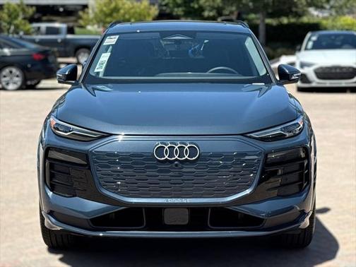 2025 Audi Q6 e-tron Premium