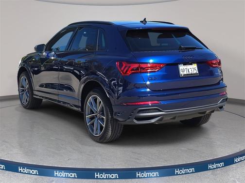 2024 Audi Q3 Premium 45 TFSI S line quattro Tiptronic