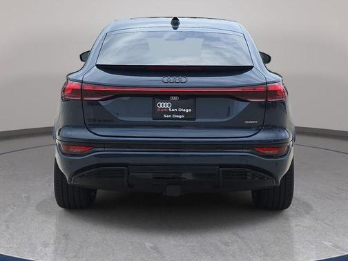 3d3d 2027 Audi Q6 e-tron Sportback Premium Plus