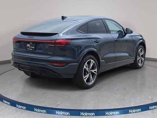 3d3d 2027 Audi Q6 e-tron Sportback Premium Plus