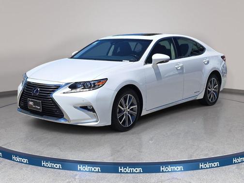 White Pearl 2016 Lexus ES 300h Base