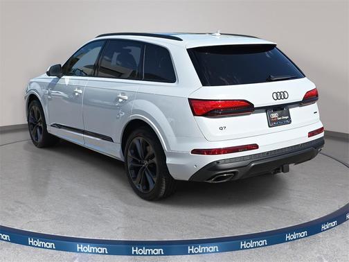 2025 Audi Q7 55 Premium Plus