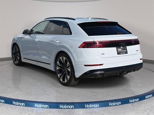 2026 Audi Q8 55 Premium Plus
