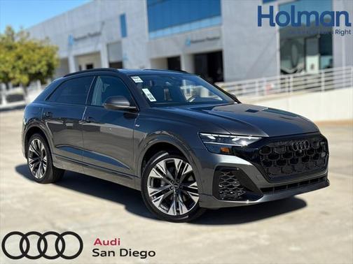 2025 Audi Q8 55 Premium Plus