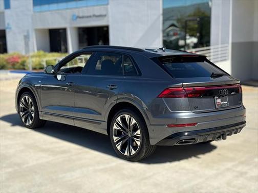 2025 Audi Q8 55 Premium Plus
