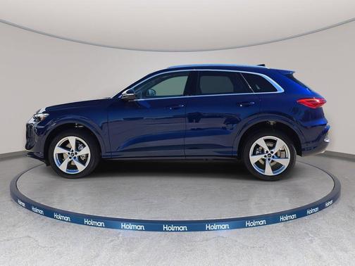 Navarra Blue Metallic 2025 Audi Q5 Premium Plus TFSI quattro S tronic