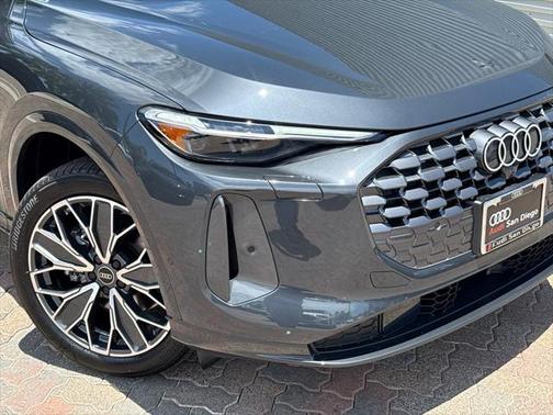 2025 Audi Q5 Premium Plus